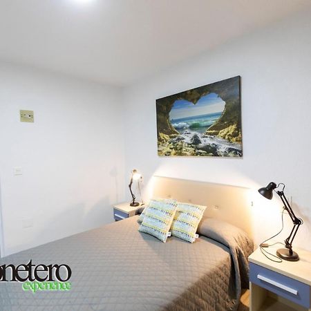 Pension Ramonetero Aguilas Bagian luar foto