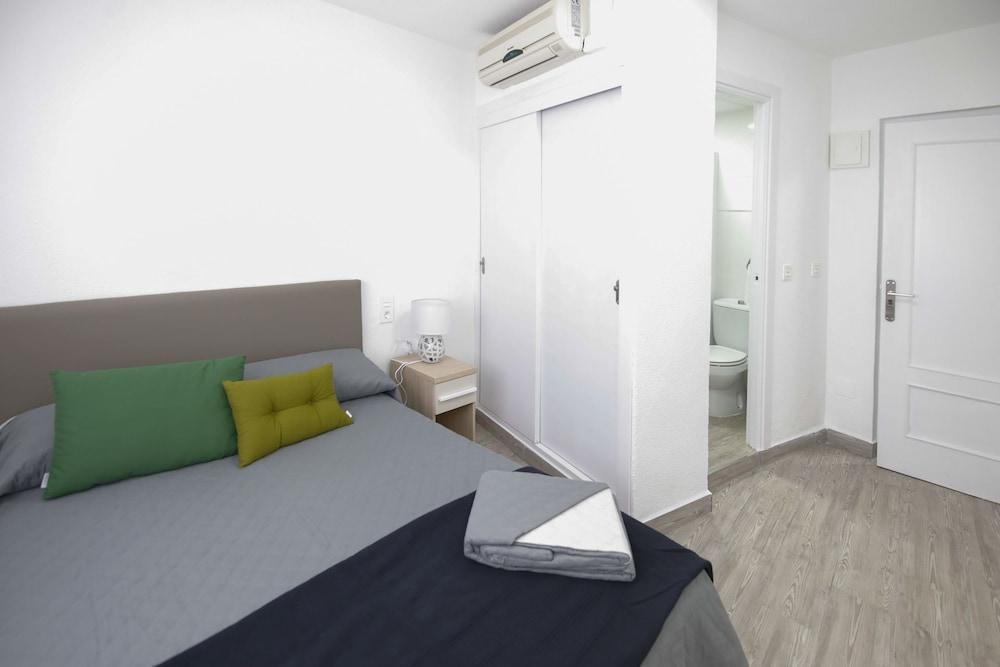 Pension Ramonetero Aguilas Bagian luar foto