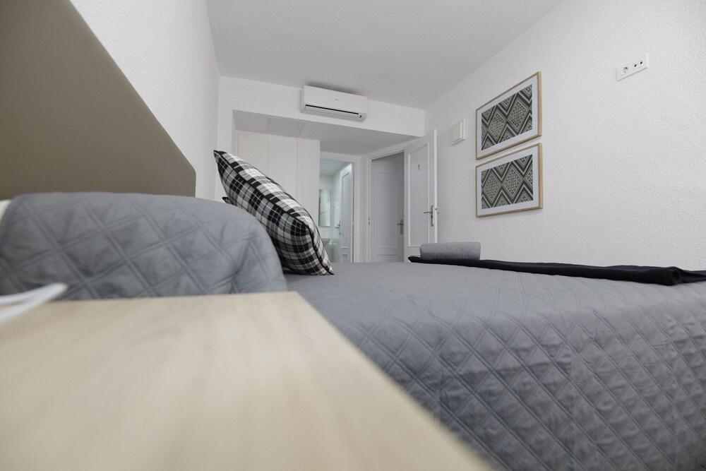 Pension Ramonetero Aguilas Bagian luar foto